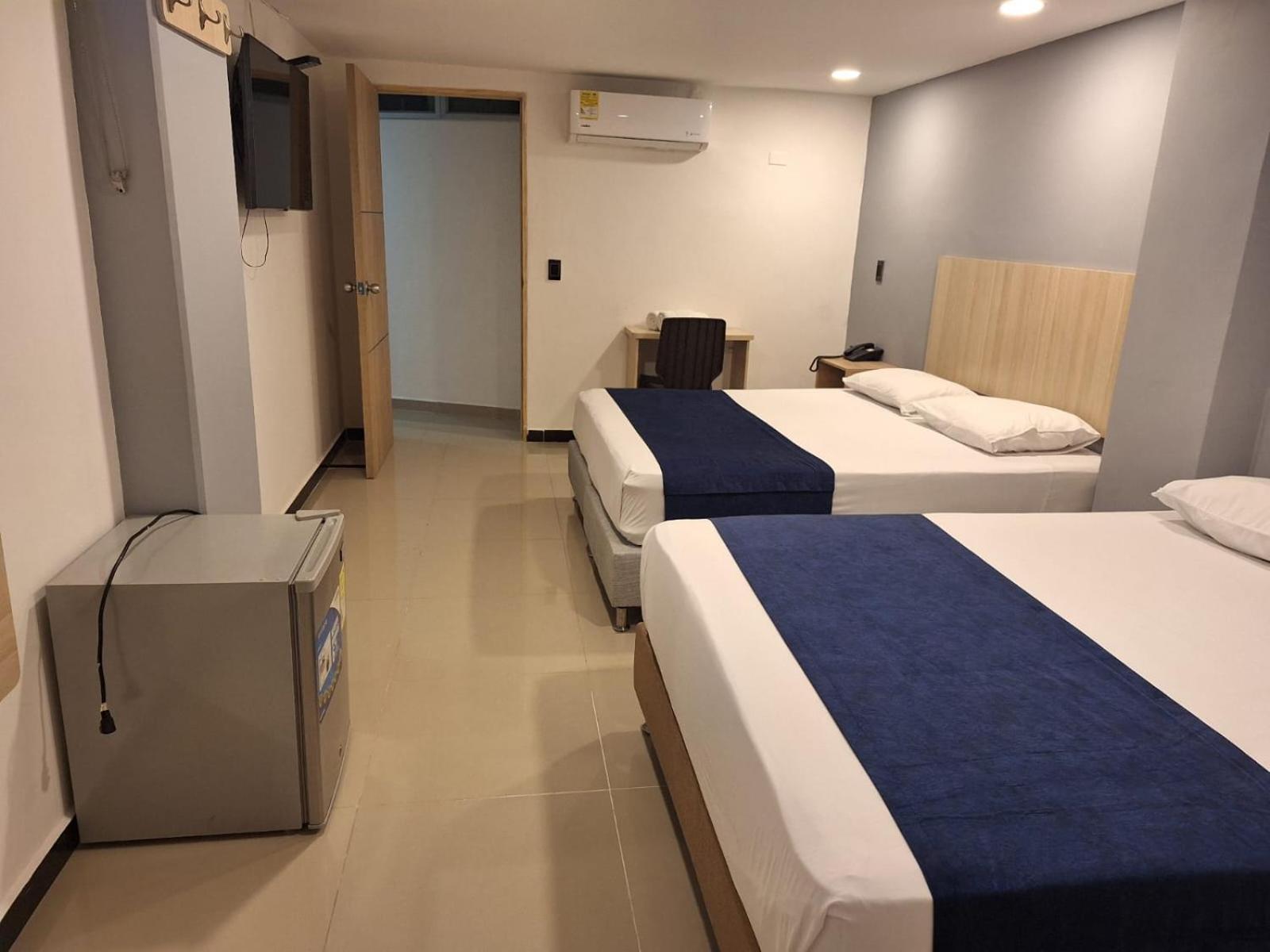Hotel Suramericana Medellin Bagian luar foto