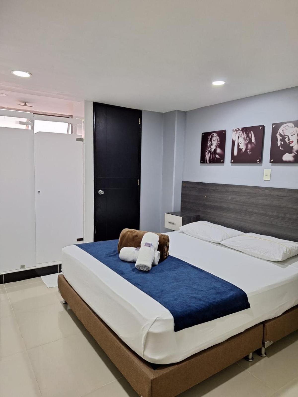 Hotel Suramericana Medellin Bagian luar foto