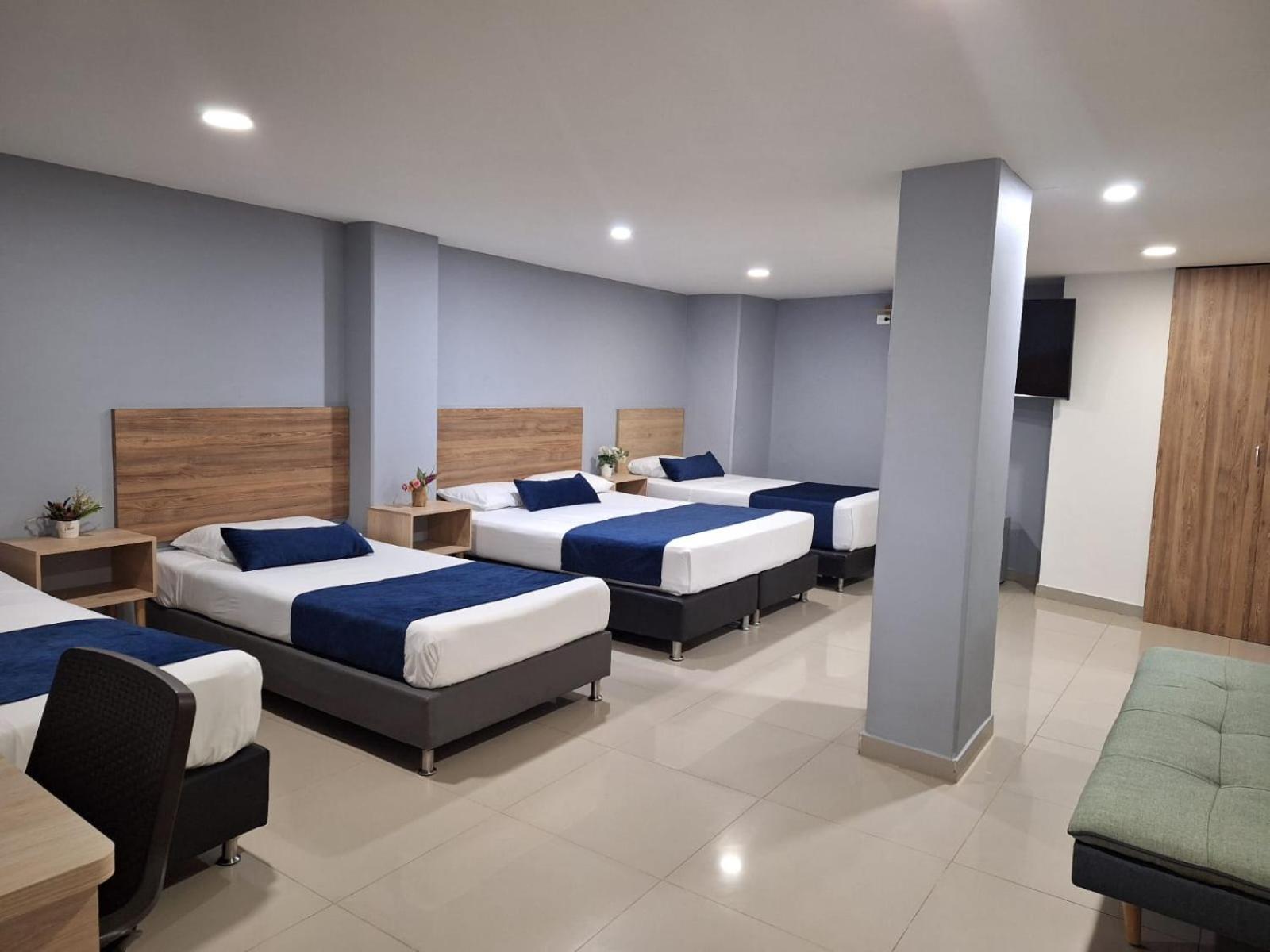Hotel Suramericana Medellin Bagian luar foto