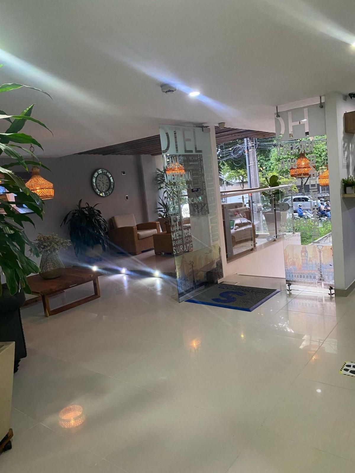Hotel Suramericana Medellin Bagian luar foto