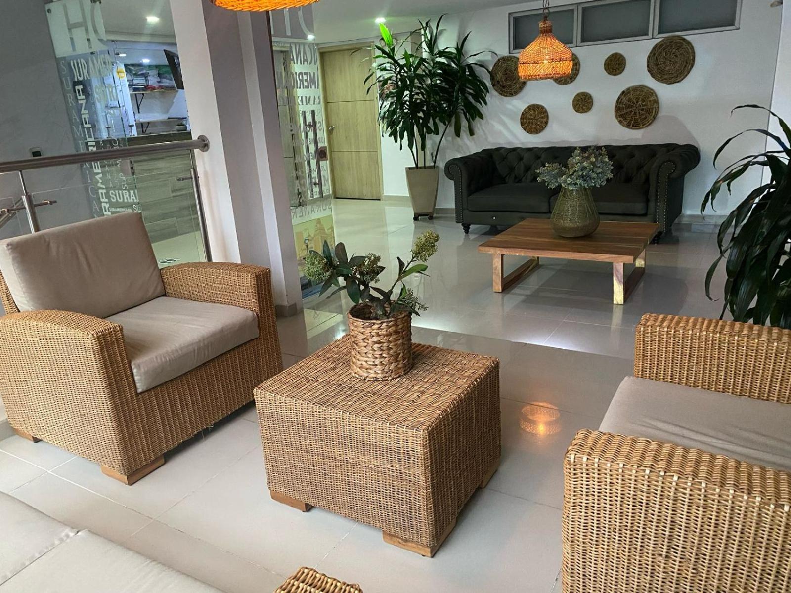 Hotel Suramericana Medellin Bagian luar foto