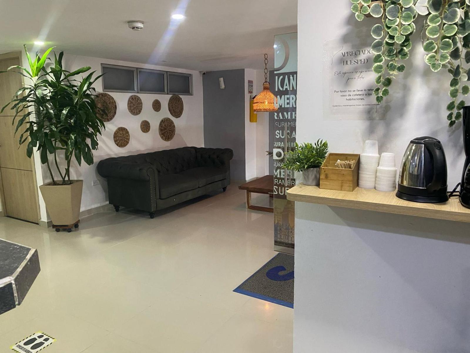 Hotel Suramericana Medellin Bagian luar foto